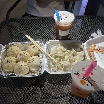 Me Dumplings Bao - Pan fried dumplings and mixed dumplings - Taiwanese Near Me - Glendale, Arizona Me Dumplings Bao - Pan fried dumplings and mixed dumplings - Taiwanese Near Me - Glendale, Arizona