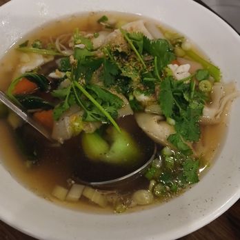 Peinto Thai Kitchen - Won ton soup share with table - Thai Near Me - Las Vegas, Nevada