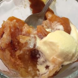Crawfordsville Country Club - Peach dessert