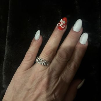 Glamour Nails - Love  my nails - Nail Salons Near Me - Lincoln, Ontario