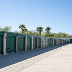 Bear Creek Storage - Extra Wide Drive Aisles
