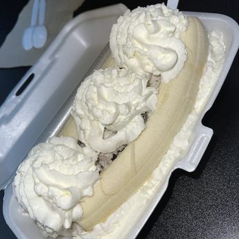 Ice Sssscreamin - Banana Split with OREO'S SUNDAE SPECIAL - Ice Cream & Frozen Yogurt Near Me - Cape Coral, Florida Ice Sssscreamin - Banana Split with OREO'S SUNDAE SPECIAL - Ice Cream & Frozen Yogurt Near Me - Cape Coral, Florida