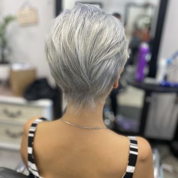 Vibrant Color & Cuts - Platinum - Hair Salons Near Me - Katy, Texas