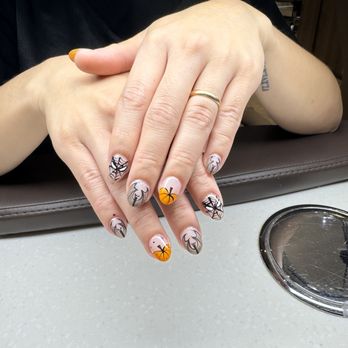 Venice Nails - Halloween nails! - Nail Salons Near Me - Dallas, Texas