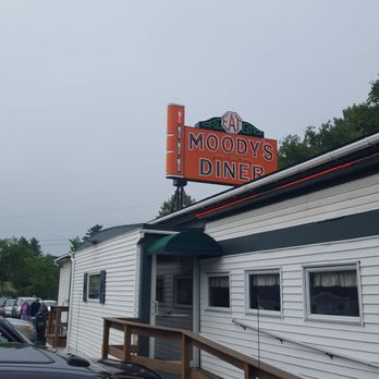 Moody's Diner - Moody's Diner - Diners Near Me - Waldoboro, Maine