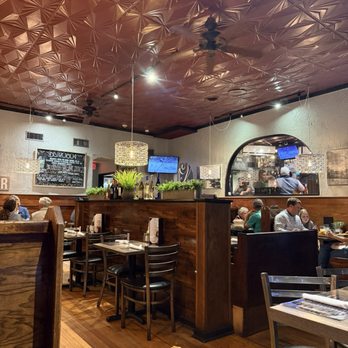Bistro 804 - Inside - Comfort Food Near Me - Richmond, Virginia Bistro 804 - Inside - Comfort Food Near Me - Richmond, Virginia