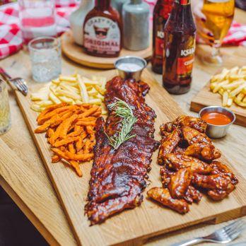 Crazy Pig Kraków - Ribs - Restaurants Near Me - Kraków, Massachusetts