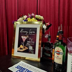 LIT Java Coffee and Books - Drinks with bar