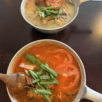 ZSX Szechuan Rice Noodle - Tomato house special rice noodles & original house special rice noodles, both with crispy pork - Noodles Near Me - Newark, California ZSX Szechuan Rice Noodle - Tomato house special rice noodles & original house special rice noodles, both with crispy pork - Noodles Near Me - Newark, California