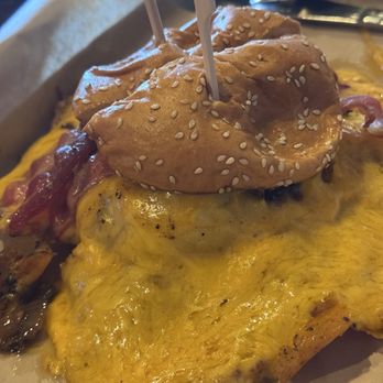 Squeeze Burger & Brew - Added bacon - Burgers Near Me - Stockton, California