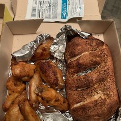 Hungry Howie's Pizza & Subs - Teeney tiny wings and a slab of bread on the side