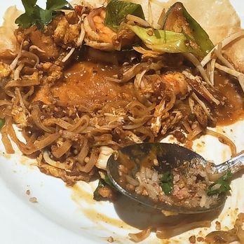 Cafe de Thai & Sushi - Thai Near Me - Oceanside, California