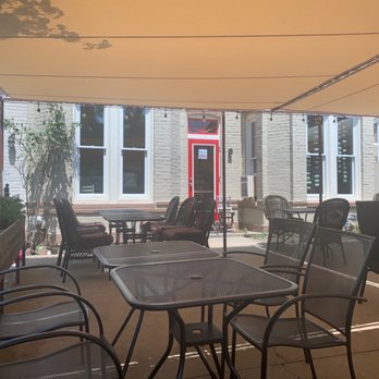 Bistro Cacao - Socially distant patio seating - French Near Me - Washington, DC, District of Columbia