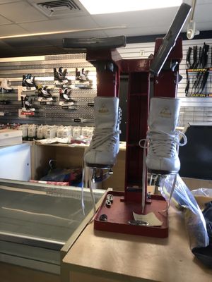 ELLENTON ICE & SPORTS COMPLEX - 13 Photos & 25 Reviews - 5309 29th St E ...