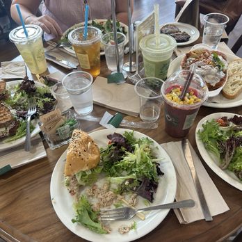 Urth Caffe - White Albacore Tuna Sandwich Amazon Rainforest Smoothie - Coffee & Tea Near Me - Henderson, Nevada