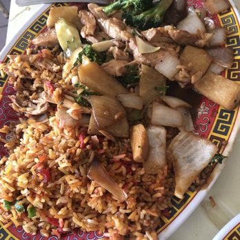 Cong Chau Restaurante - Medium plate and they all come with rice - Chinese Near Me - Ensenada, BCN Cong Chau Restaurante - Medium plate and they all come with rice - Chinese Near Me - Ensenada, BCN
