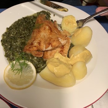 Mingers - Kabeljau mit Grünkohl - International Near Me - Neuharlingersiel, NI