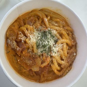 Overflo. - Rose bowl with udon, glass noodle, bacon, and sausage - Desserts Near Me - Buena Park, California Overflo. - Rose bowl with udon, glass noodle, bacon, and sausage - Desserts Near Me - Buena Park, California