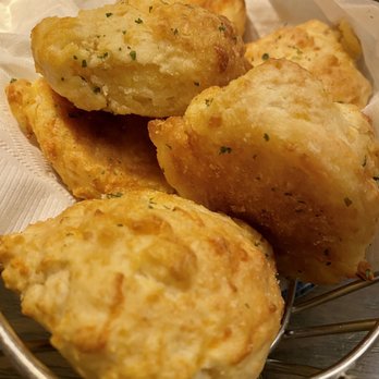 Red Lobster - 05.15.22 Cheddar Bay Biscuits - Seafood Near Me - Citrus Heights, California