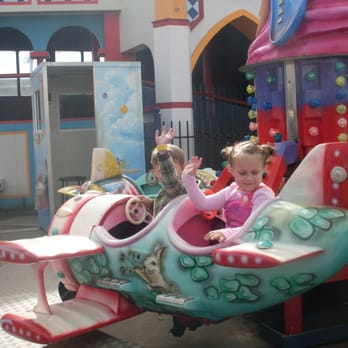 Luna Park Melbourne - Amusement Parks Near Me - St Kilda, VIC