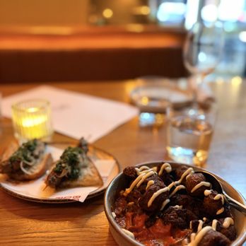 Boqueria Fulton Market - Spanish Near Me - Chicago, Illinois