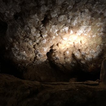 Longhorn Cavern State Park - Wall of gems - Tours Near Me - Burnet, Texas