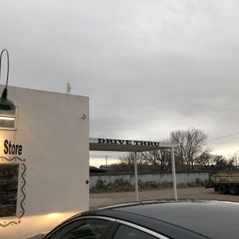 El Cheapo Liquor Store - a car parked in front of it - Beer, Wine & Spirits Near Me - Marfa, Texas El Cheapo Liquor Store - a car parked in front of it - Beer, Wine & Spirits Near Me - Marfa, Texas
