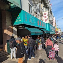 Exterior outside entrance of Sheng Hing Market - San Francisco, California Exterior outside entrance of Sheng Hing Market - San Francisco, California