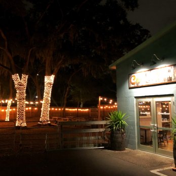 Crooked Thumb Brewery - Entrance and outdoor patio - Breweries Near Me - Safety Harbor, Florida Crooked Thumb Brewery - Entrance and outdoor patio - Breweries Near Me - Safety Harbor, Florida