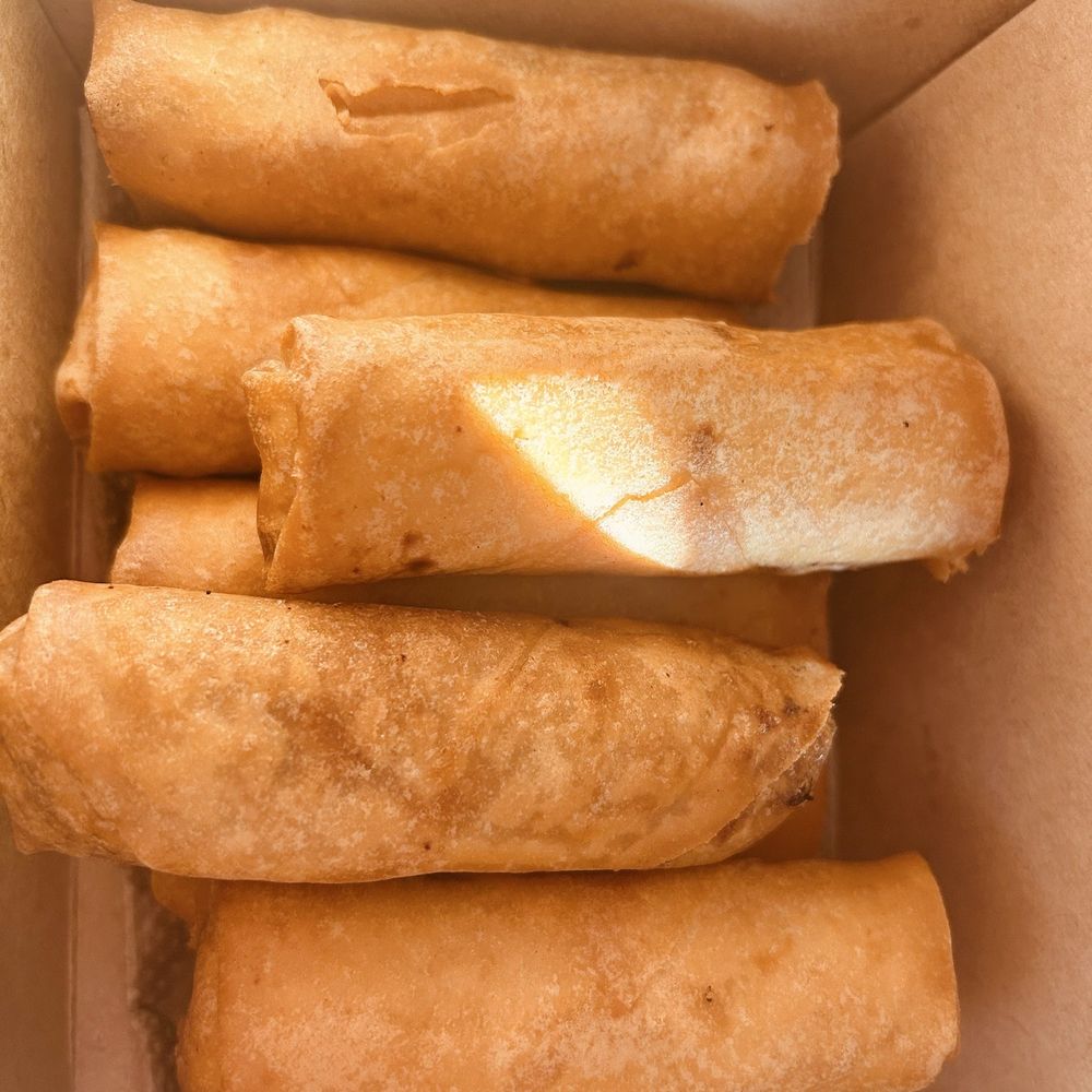 Eggroll Queen - Food Trucks Near Me - Blaine, Minnesota Eggroll Queen - Food Trucks Near Me - Blaine, Minnesota