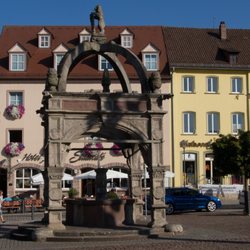 Renaissance-Marktbrunnen - Marktbrunnen