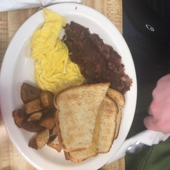 Bertha's Diner - Corn beef hash - Diners Near Me - Buffalo, New York Bertha's Diner - Corn beef hash - Diners Near Me - Buffalo, New York