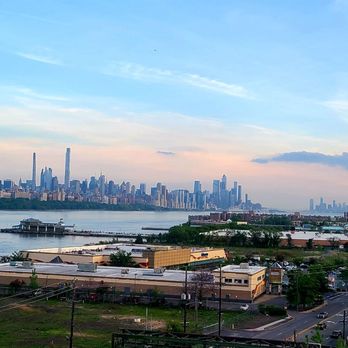 SoJo Spa Club - Views from the 7th floor - Saunas Near Me - Edgewater, New Jersey