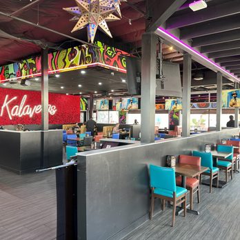 Kalaveras - Image of the dining room, taken from the entrance - Breakfast & Brunch Near Me - Huntington Beach, California Kalaveras - Image of the dining room, taken from the entrance - Breakfast & Brunch Near Me - Huntington Beach, California