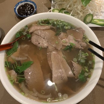 Hot Pho - Lots of meat P1. Rare Beef Steak / Pho Tai - Vietnamese Near Me - Kent, Washington