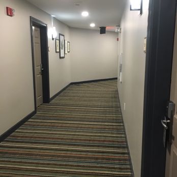 Country Inn & Suites by Radisson, Appleton, WI - Hallway - Hotels Near Me - Appleton, Wisconsin