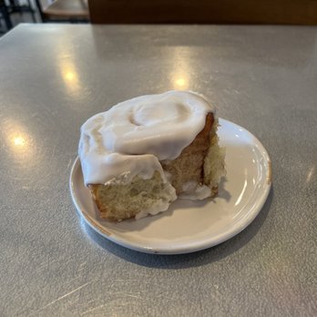 Aioli - Cinnamon roll - Cafes Near Me - West Palm Beach, Florida Aioli - Cinnamon roll - Cafes Near Me - West Palm Beach, Florida