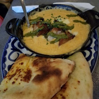 Piggy's Kitchen & Bar - Breakfast & Brunch Near Me - Houston, Texas