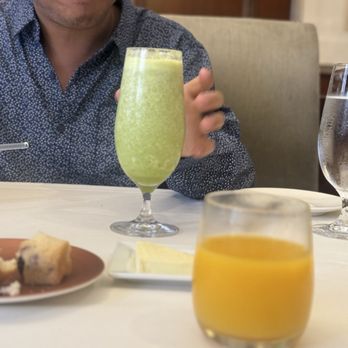 The Grant Grill - Green drink - Diners Near Me - San Diego, California The Grant Grill - Green drink - Diners Near Me - San Diego, California