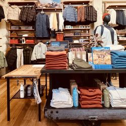 Patagonia San Francisco - Jackets and sweaters.