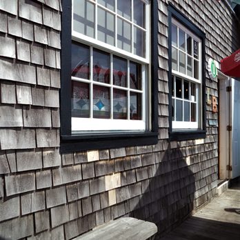 Lobster Barn Pub & Eatery - 12 mai 2022 / Depuis notre table - Seafood Near Me - Victoria, Prince Edward Island Lobster Barn Pub & Eatery - 12 mai 2022 / Depuis notre table - Seafood Near Me - Victoria, Prince Edward Island