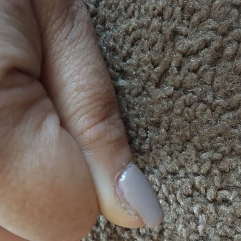 Miley's Nails - FUCKING horrible. - Nail Salons Near Me - Honolulu, Hawaii