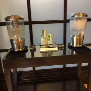 Hotel Blake - Water for refreshing - Hotels Near Me - Chicago, Illinois Hotel Blake - Water for refreshing - Hotels Near Me - Chicago, Illinois