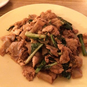 Thai Golden - Pad See Yew - Thai Near Me - Carmel, New York