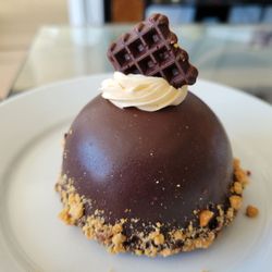 Cafe des Fleurs - Chocolate Peanut Butter Cake