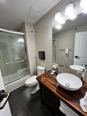 Ironworks Hotel Beloit by null