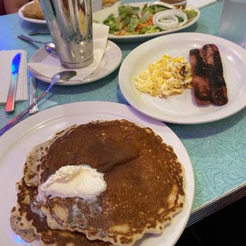 Orphan Andy's - hotcakes, scrambled eggs, polish - Diners Near Me - San Francisco, California Orphan Andy's - hotcakes, scrambled eggs, polish - Diners Near Me - San Francisco, California