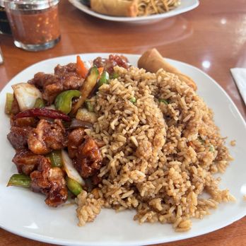 Wok Master - 1. Kung Pao Chicken Lunch 16. Eggplant with Spicy Garlic Sauce Lunch - Chinese Near Me - Pasadena, California