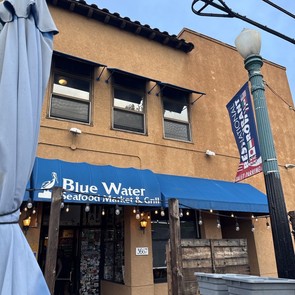 Being coming here for years and I can't believe I have never reviewed this place on yelp? Being coming here for years and I can't believe I have never reviewed this place on yelp?
