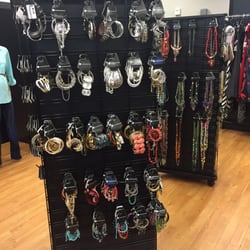 Clothes Mentor - Avondale